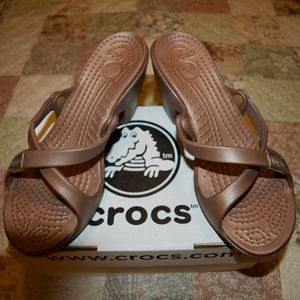 Beautiful 4" High Heel Platform Bronze CROCS!